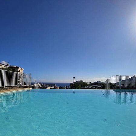 L'Instant Evasion, Studio Avec Terrasse, Piscine ! Saint-Gilles-les Bains Esterno foto